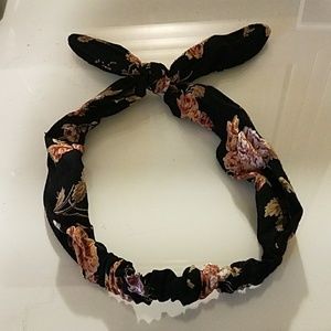 Brandy Melville headband